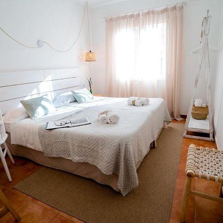 Hostal Sa Posada Set Cales ซิวตาเดญา ภายนอก รูปภาพ