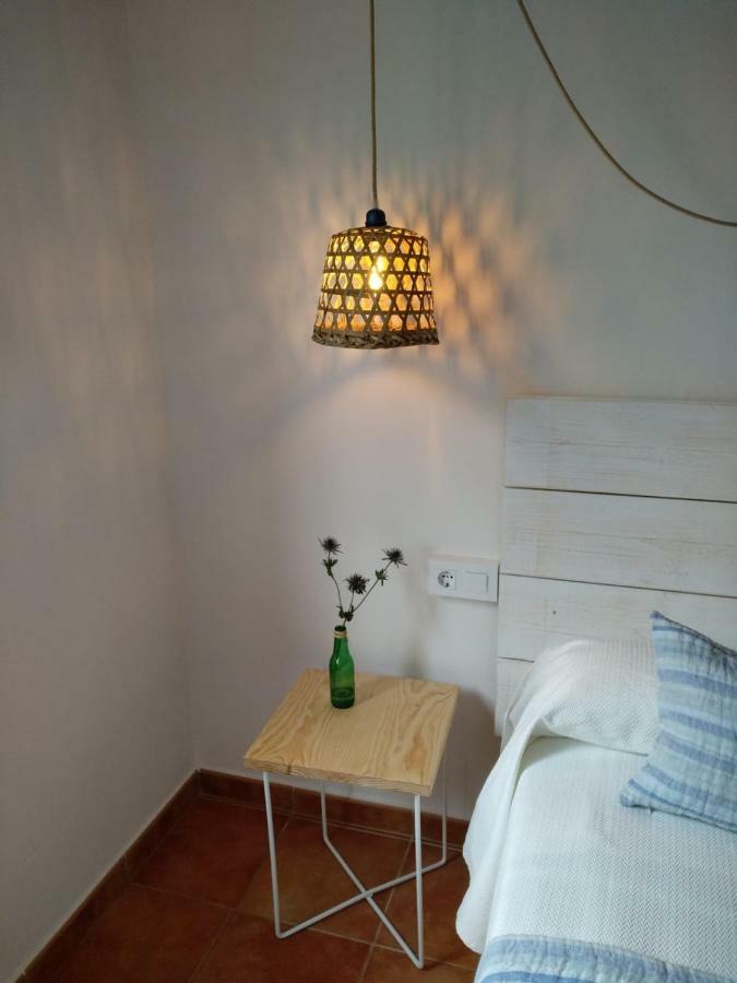 Hostal Sa Posada Set Cales ซิวตาเดญา ภายนอก รูปภาพ