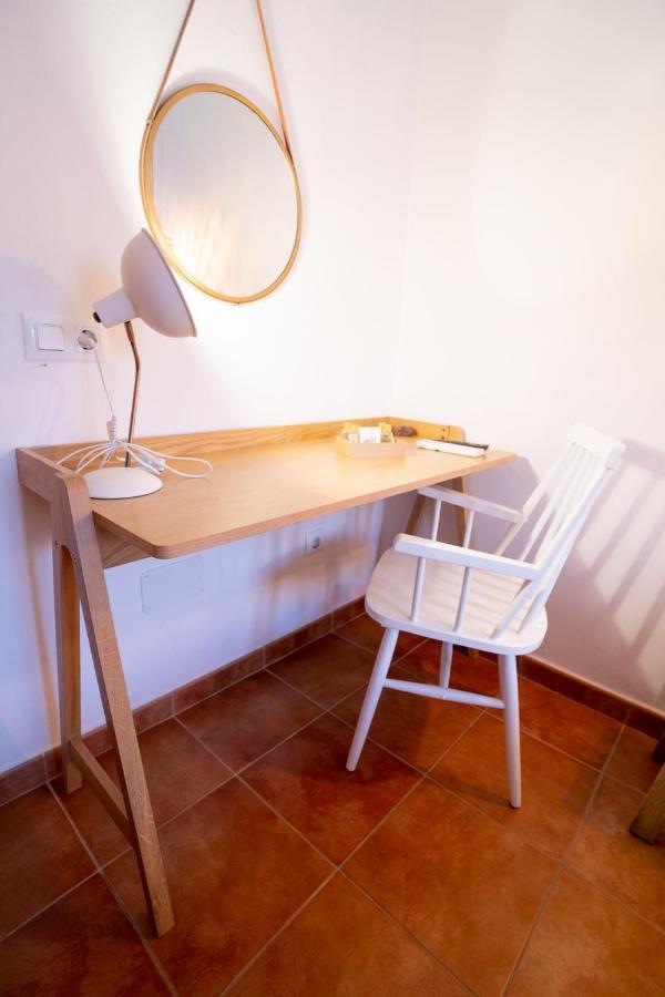 Hostal Sa Posada Set Cales ซิวตาเดญา ภายนอก รูปภาพ