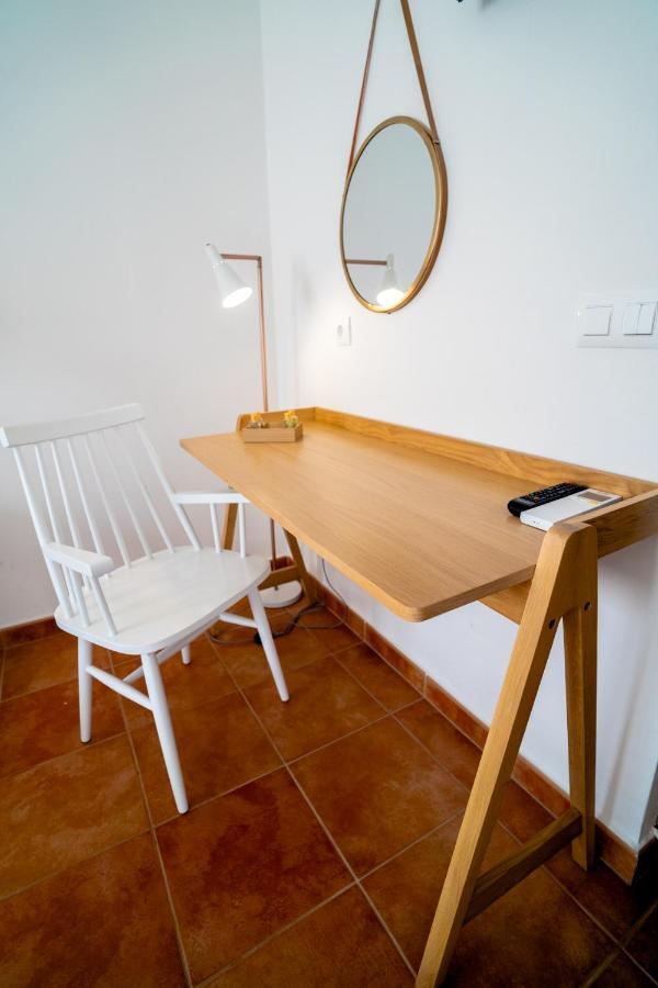 Hostal Sa Posada Set Cales ซิวตาเดญา ภายนอก รูปภาพ